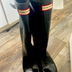 Women’s hunter boots size US 8